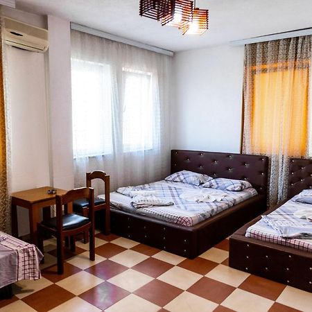 Hotel United Pristina Eksteriør bilde