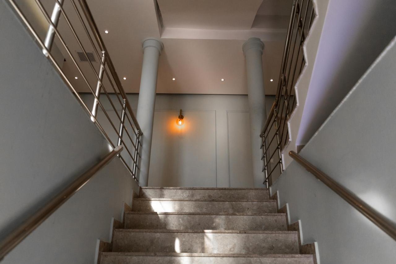 Hotel United Pristina Eksteriør bilde