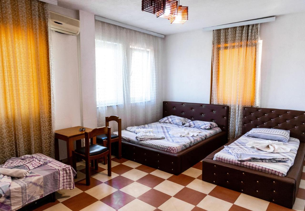 Hotel United Pristina Eksteriør bilde